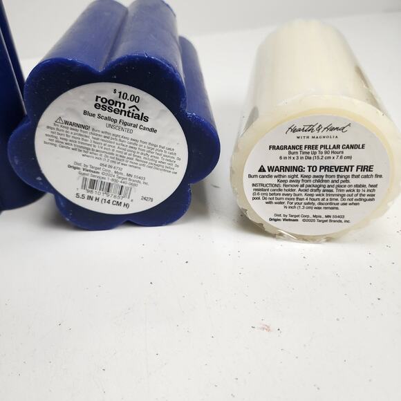 Pair of Large Blue Flower Pillar & 2 Round Ribbed Off-White Candles NEW Unboxed - Picture 3 of 7